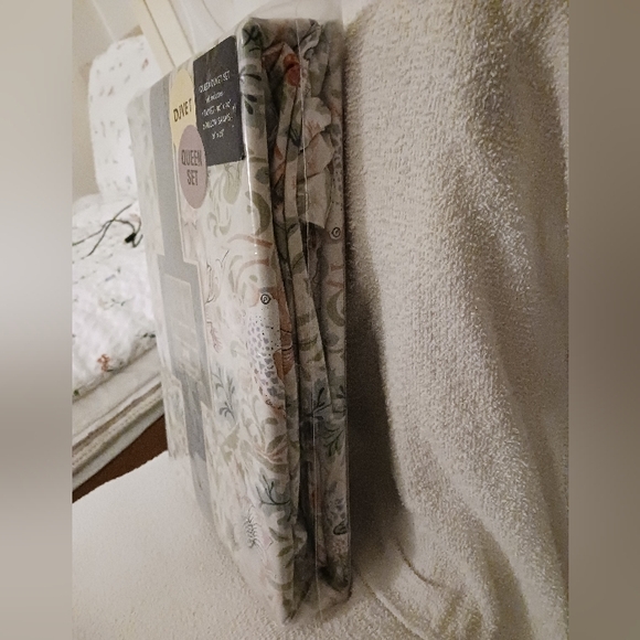 Strawberry Thief Queen Duvet Set Floral Design William Morris - Picture 4 of 16